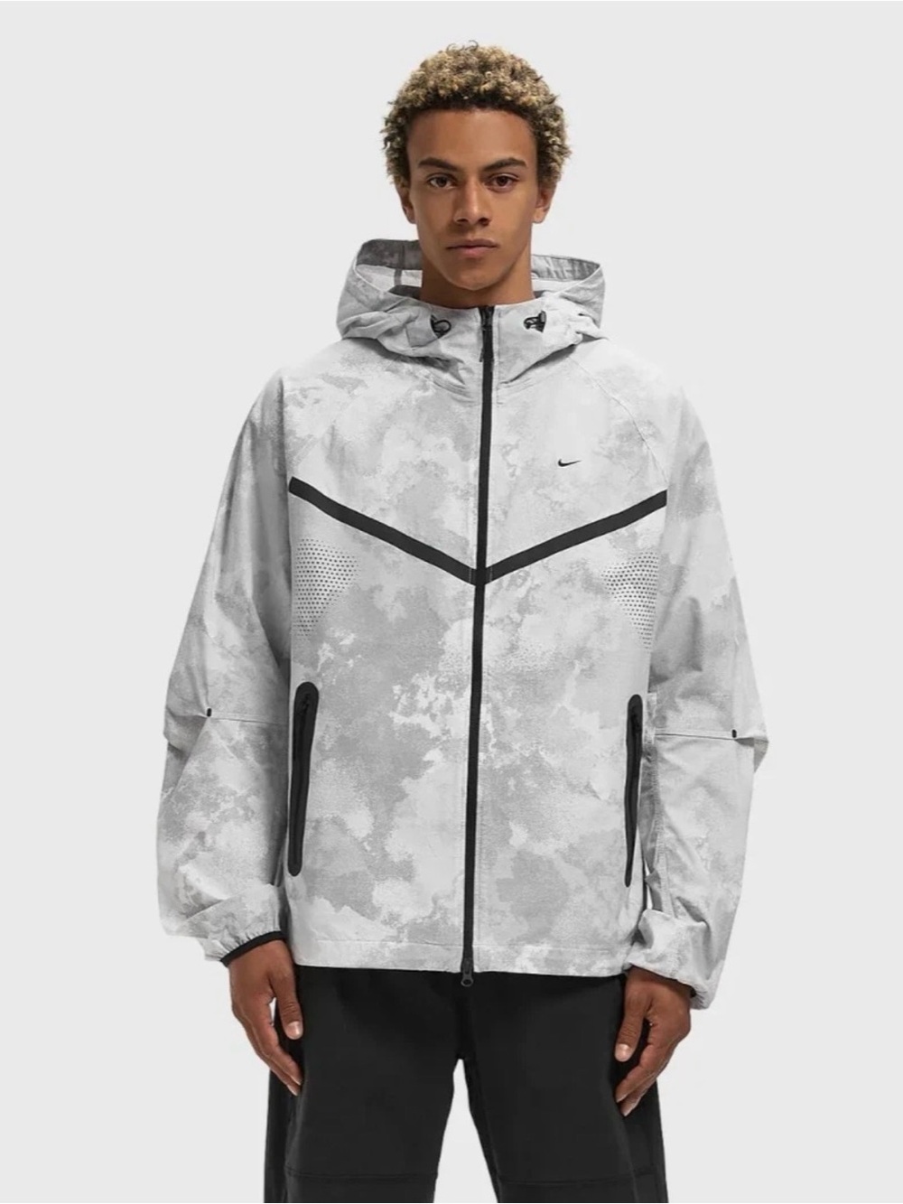 Nike Tech Windrunner Dri-FIT Woven Pure Platinum Camo Jacket Size XL IF1333-043